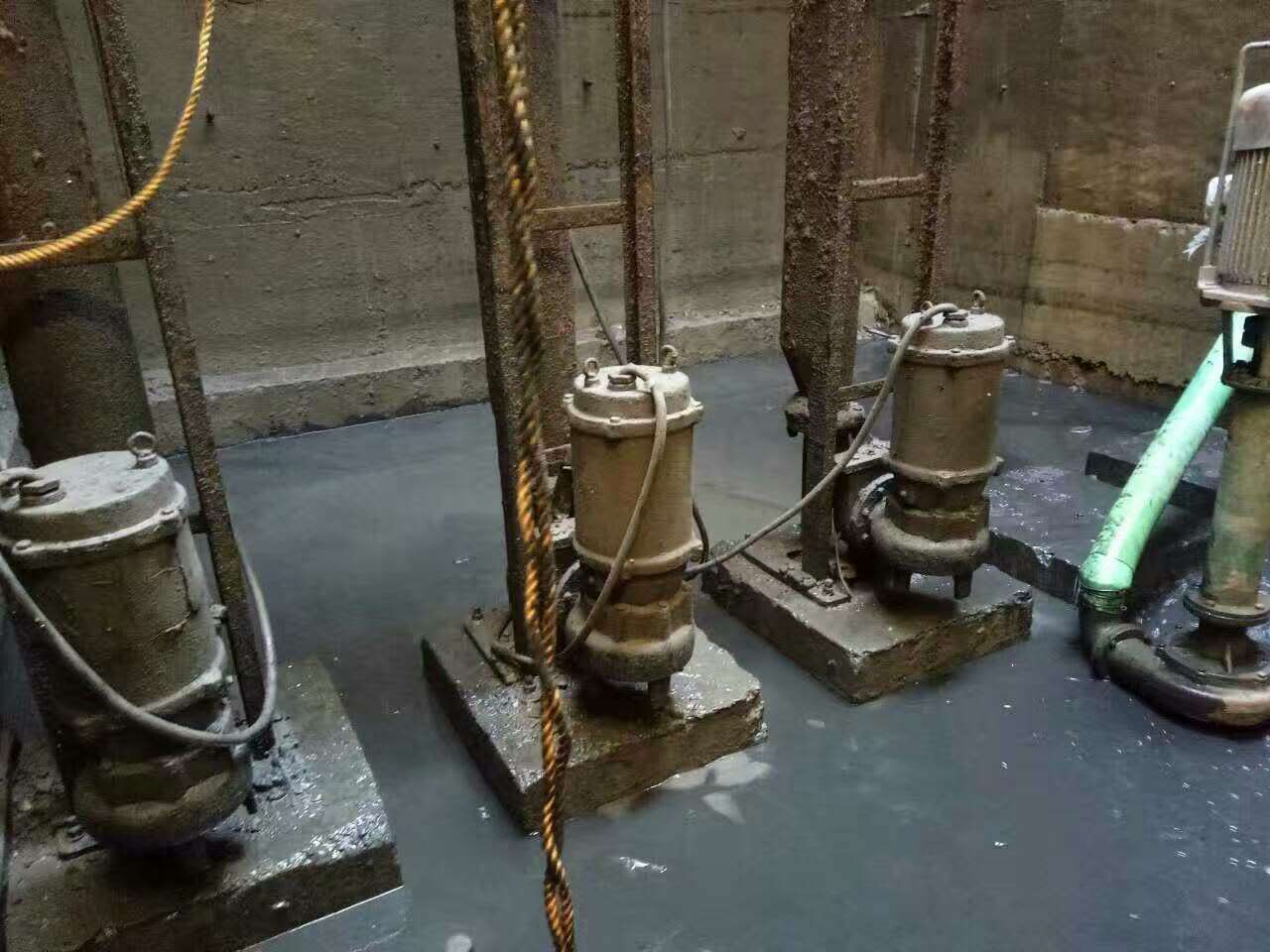 玄武污水池清理